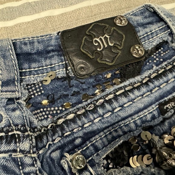 Miss Me Jeans Straight Leg - Picture 5 of 11